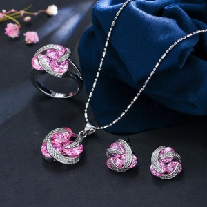 Ensemble de bijoux 4 pièces avec pierres marquises roses et cristaux micro-pave