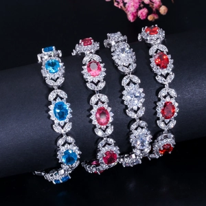 Détails des bracelets en zircon AAA aux couleurs bleu, rose, blanc et rouge vif