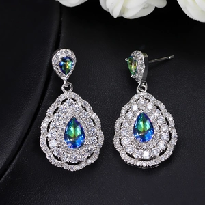 Luxury Copper Pear Shaped Drop Earrings For Women Exquisite Zirconia Aurora Borealis Crystal Teardrop Gold Plated Jewelry
