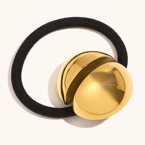 Minimalist 18K gold-plated round metal hair tie with black high-elasticity fabric band