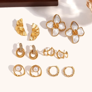 Fashion Stainless Steel 18K Gold Plated Earrings For Women Minimalist Geometric Flower Petal Artificial Pearl Zirconia Stud Earrings