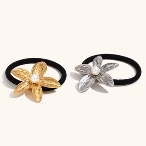 Élastique à Cheveux Fleur de Frangipanier en Acier Inoxydable Künstliche Perle d'Imitation Or 18K Brossé pour Femme Bijoux