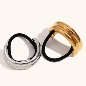 Minimalist double-layer C-shaped 18K gold and silver hair ties with metal finish