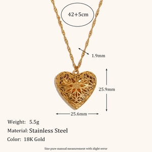 Detailed size parameters for 18K gold hollow heart locket necklace with dimensions