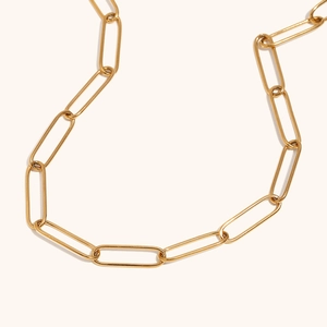 Minimalistische Halskette aus 18K vergoldetem Edelstahl mit Büroklammer-Gliedern
