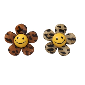 Pendentifs tournesol en acrylique imprimé léopard avec sourires jaunes pour bijoux DIY