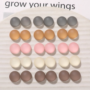 Perle Cabochon Rotonde in Resina Satinata Colori Gelatina Vernice Gommata Patch Piatte per Orecchini DIY Accessori