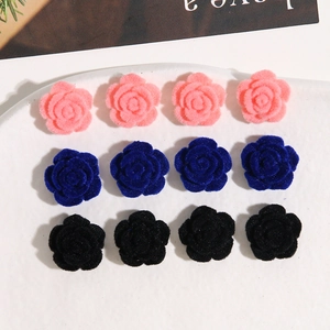 Samtige Rosenblüten DIY-Ohrring-Komponenten in Pink, Blau und Schwarz