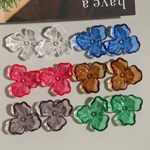 Lot de perles tulipes en acrylique pour boucles d'oreilles en six couleurs transparentes
