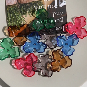 Bunte transparente Acryl-Tulpenblüten für DIY-Schmuck und Handyhüllen-Zubehör