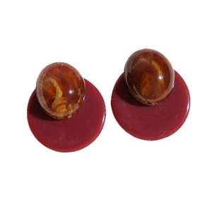 Retro Morandi style resin stud earrings in wine red and amber marble texture