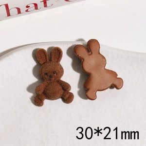 Vorder- und Rückseite brauner beflockter Kaninchen-DIY-Anhänger, Größe 30x21mm