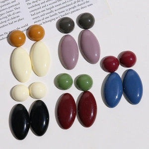 Minimalist Morandi resin oval drop earrings in various two-tone geometric color combinations
