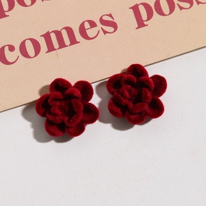 Eleganti orecchini a forma di rosa in velluto rosso bordeaux per accessori fai-da-te