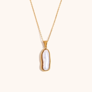 18K gold plated stainless steel necklace featuring a baroque pearl pendant in a gold frame