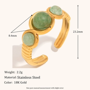 Anello aperto in acciaio inossidabile placcato oro 18K con tre pietre di avventurina verde