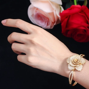 Elegant gold-plated rose open cuff bracelet with sparkling zircon stones for women
