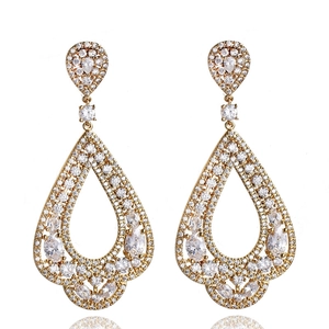 Boucles d'oreilles pendantes dorées avec zircone AAA en forme de goutte ajourée