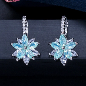 Boucles d'Oreilles Clous en Cuivre Zirconia Fleur Avec Tige en Argent 925 Bijoux Floraux pour Femme Mariage Fête