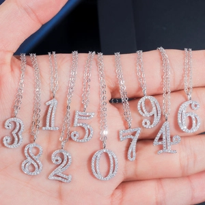 Colliers chiffres porte-bonheur en argent avec zircons sertis, chiffres 0 à 9