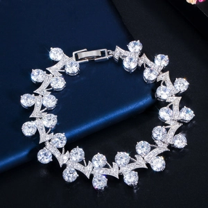 Luxe Koper Zirkonia Blad Wijnstok Armband Westers Elegant Volledig Ingelegd Met Diamant Sieraden Voor Dames Banket Feest