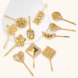 Ensemble de 11 barrettes en acier inoxydable doré avec motifs cœur et fleurs
