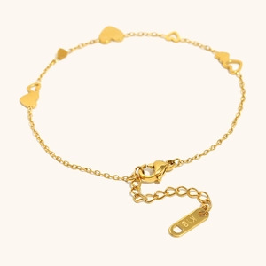 Bracciale minimalista in acciaio inossidabile placcato oro 18K con ciondoli a cuore eleganti