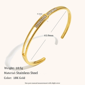 Misure dettagliate del bracciale in acciaio inossidabile placcato oro 18K con zirconi