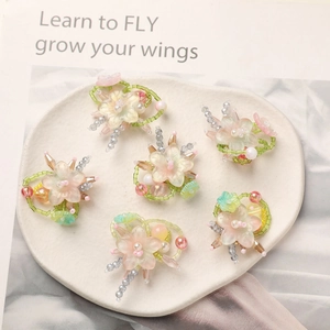 Handmade Glass Beaded Flower Pendants For DIY Jewelry Making Gradient Petal Artificial Pearl Floral Charms For Earrings Brooches