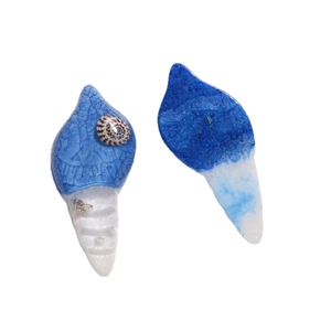 Blue and white gradient leaf resin accessories with starfish and pearls for DIY crafts