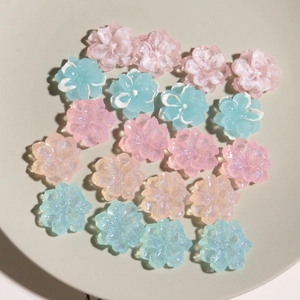 DIY glittery resin gardenia flower charms for handmade hairpins and floral accessories
