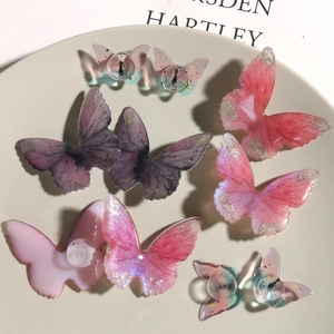 Détails des breloques papillon dégradées pour chaussures avec ailes à paillettes