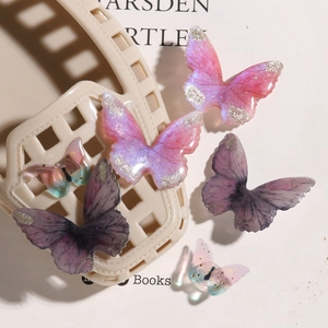 Breloques papillon en résine dégradée avec paillettes argentées en rose et violet