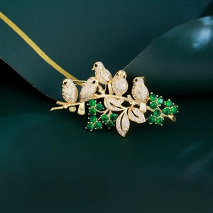 Elegant bird and flower brooch with gold plating and cubic zirconia for qipao