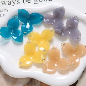Ciondoli Floreali in Acetato Fai da Te Pendenti a Fiore a Tre Petali Con Strass per Creazione Gioielli Accessori per Capelli Toppe a Fiore Colore Gelatina Materiali Artigianali