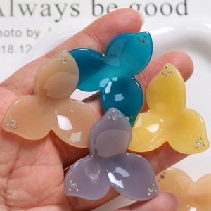 Accessori per fiori a tre petali in resina con strass per gioielli per capelli fai-da-te