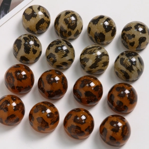 Flachbild von runden Acryl-Charms mit Leopardenmuster in Khaki und Bernstein für DIY