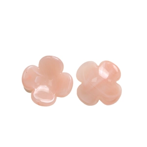Paar roze doorschijnende harsbloemhangers voor DIY-sieraden en accessoires
