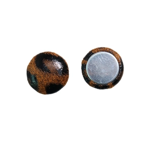 Leopard print fabric heart buttons with magnetic metal base for DIY jewelry making