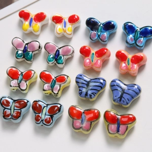 Perles papillon en céramique peintes à la main pour bijoux DIY en couleurs vibrantes