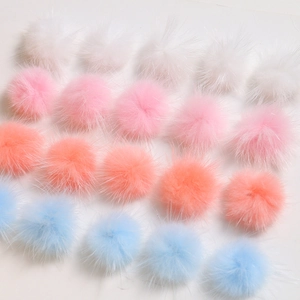 Fluffy 3cm colorful faux fur pompom balls in white, pink, orange and blue for DIY crafts