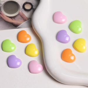 DIY colorful glossy acrylic heart charms for phone cases and handmade jewelry accessories