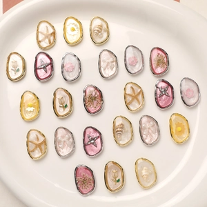 Assorted summer style oval alloy charms with dried flowers and starfish for DIY jewelry