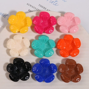 Ciondoli a Fiore in Resina Colorati Fiori a Cinque Petali DIY Orecchini Accessori per Capelli Materiali Artigianali Finitura Lucida