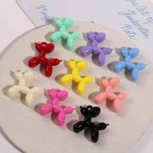 Kleurrijke acryl ballonhond hangers in snoepkleuren voor DIY-sleutelhanger accessoires