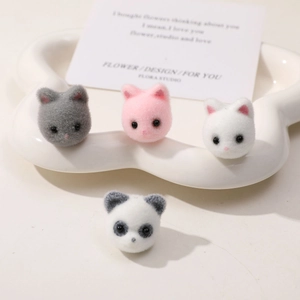 Süße beflockte Tieranhänger mit Katzen- und Pandaköpfen für DIY-Schmuck aus Harz