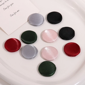 Boutons ronds recouverts de tissu satiné en couleurs vintage pour couture artisanale
