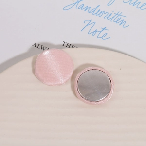 Détails de boutons en tissu rose avec dos en métal rond pour bricolage et couture
