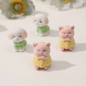 Simpatiche statuette di animali floccati con cucciolo bianco e maialino rosa per il fai-da-te