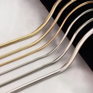 Chaînes serpent plates en acier inoxydable doré et argenté, plusieurs largeurs disponibles
